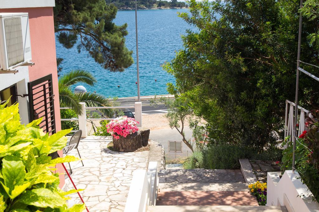 Apartments Villa Julija Mali Lošinj Rom bilde