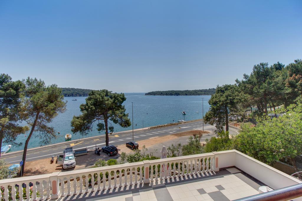 Apartments Villa Julija Mali Lošinj Rom bilde