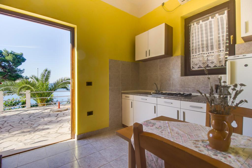 Apartments Villa Julija Mali Lošinj Rom bilde