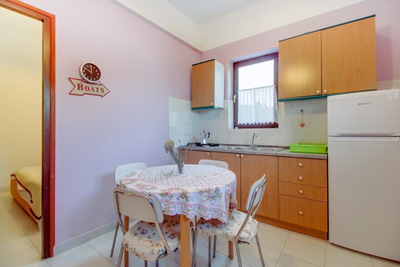 Apartments Villa Julija Mali Lošinj Eksteriør bilde
